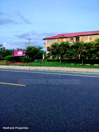 Plots In Matuu Size 50*100 - Image 15