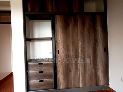 5bdrm Maisonette in Kibiku for sale - Image 2