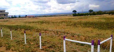 Located Just 700m From The Highway - Image 4