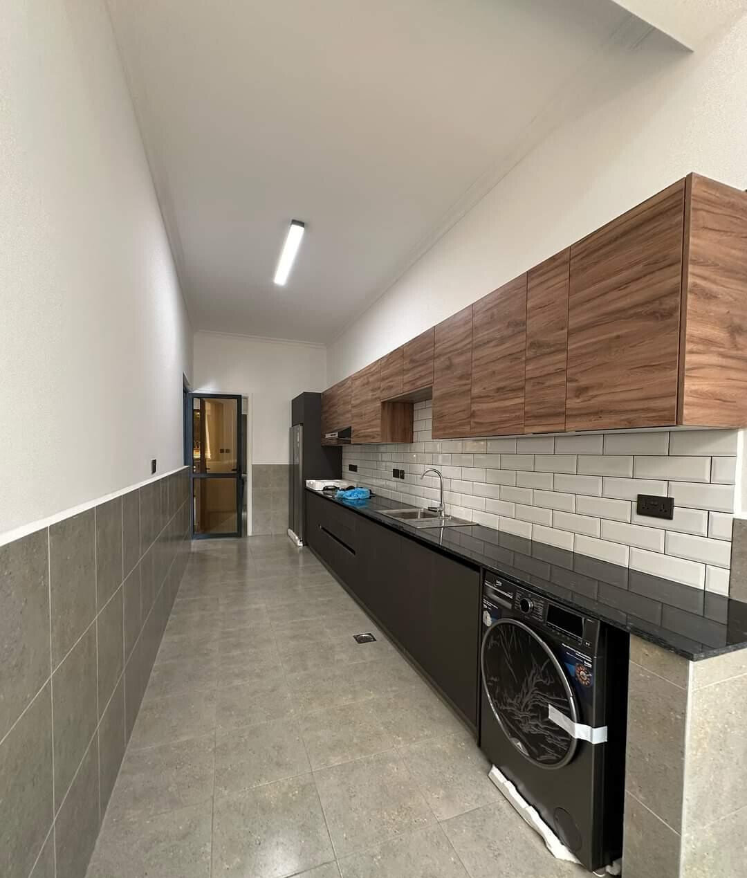 4-Ensuite Townhouse with Rooftop Terrace & DSQ - Lavington