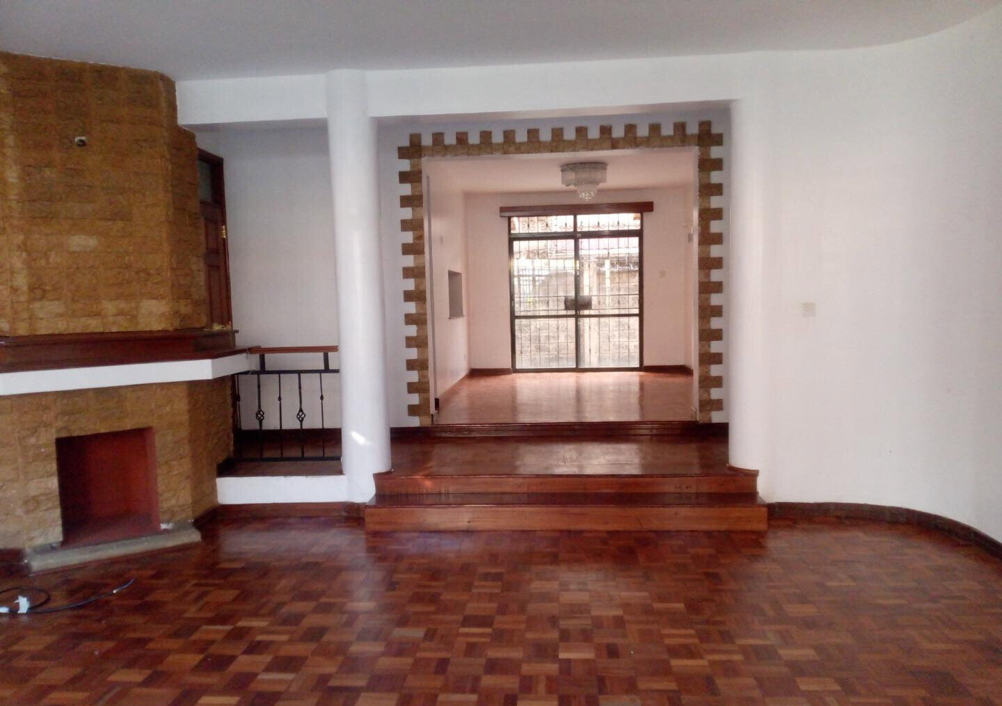 5-Ensuite Townhouse with Private Pool & DSQ - Lavington