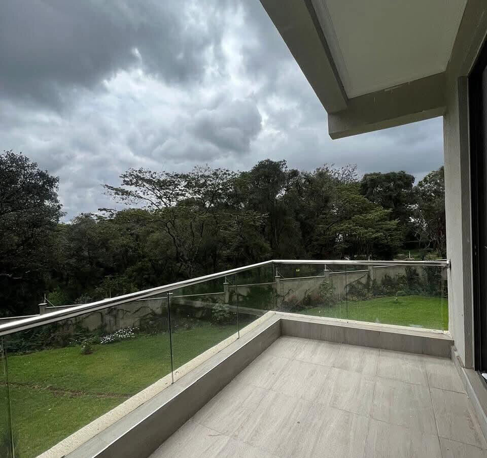 7-Ensuite Villa with Private Pool & DSQ – Hardy, Karen