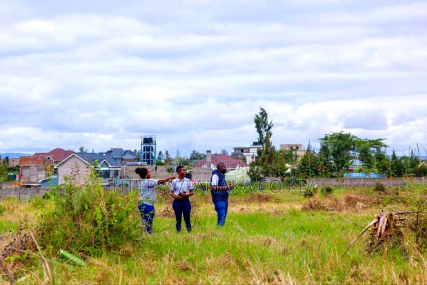 Syokimau Plots Near Tarmac, Ww^