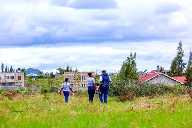 Syokimau Plots Near Tarmac, Ww^