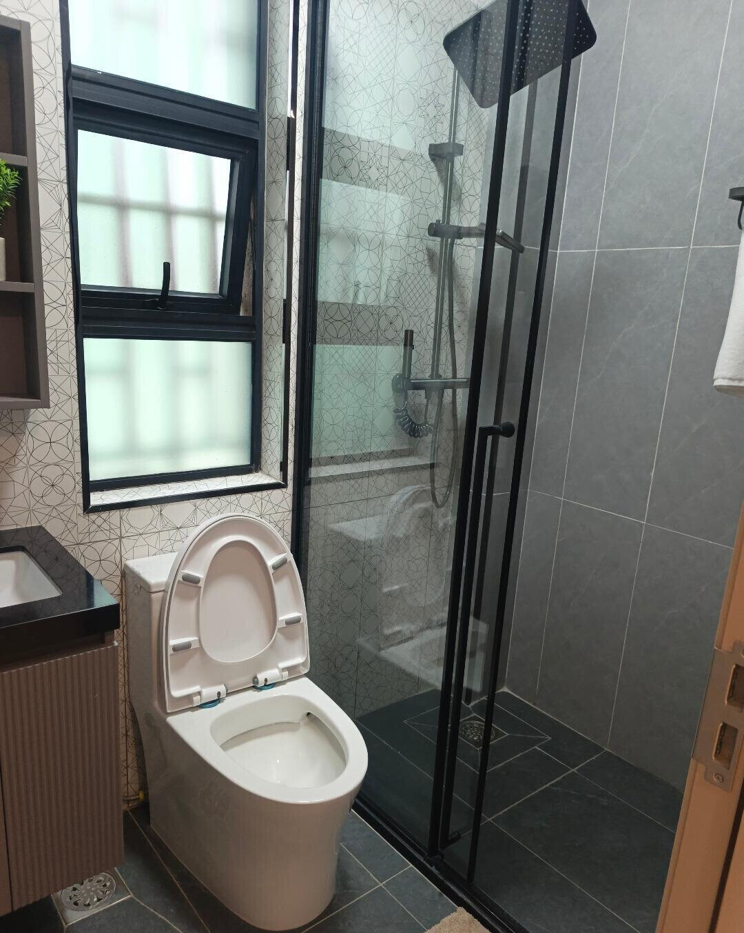 2BR En-Suite with Premium Finishes & Backup Generator - Westlands