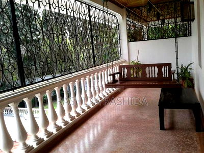 5bdrm House in Half Acre Old Nyali for sale - Image 10