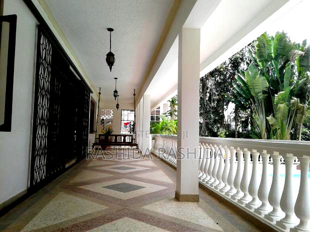 5bdrm House in Half Acre Old Nyali for sale