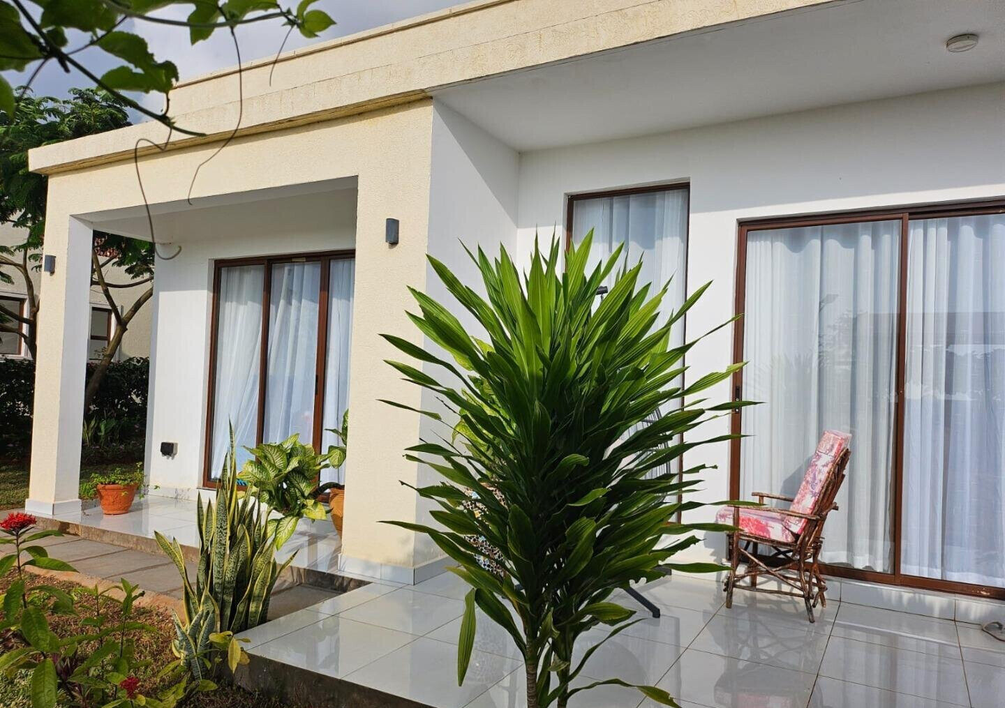 Newly Built 2BR All-Ensuite Bungalow with Roof Terrace - Pazuri, Vipingo