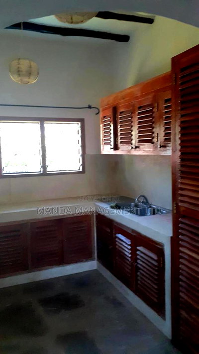 Furnished 3bdrm Villa in Malindi for sale - Image 4