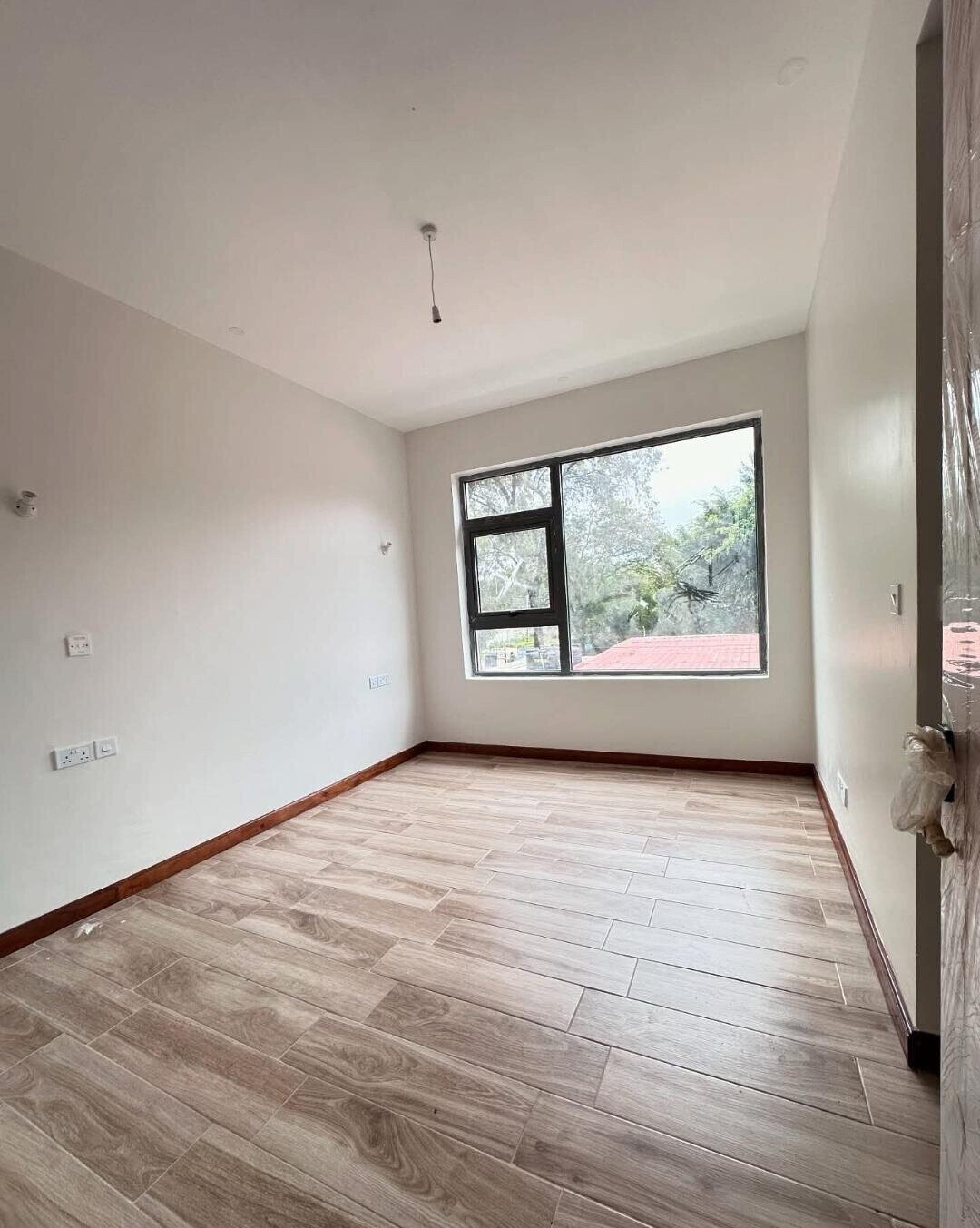 6-Bed Townhouse with Rooftop Terrace & Gym - Lavington