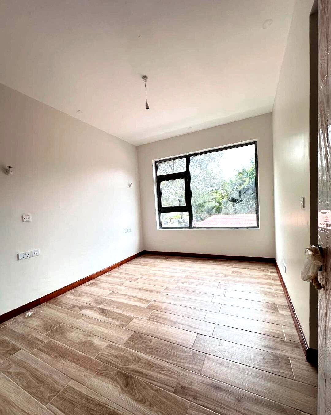 6-Bed Townhouse with Rooftop Terrace & Gym - Lavington