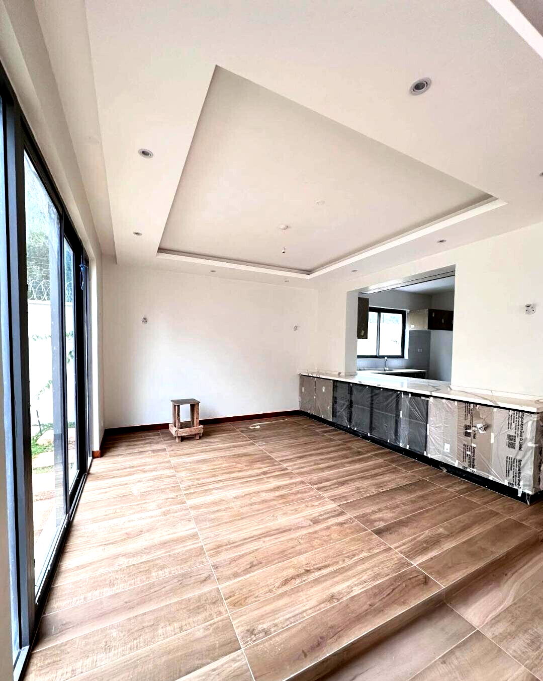 6-Bed Townhouse with Rooftop Terrace & Gym - Lavington