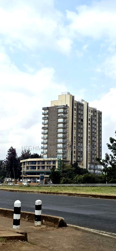 2bdrm Apartment in Muthaiga Square for sale - Image 1