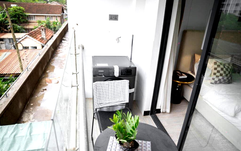 2BR Luxury Apartment with Gym & Backup Power - Lavington