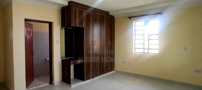 3bdrm Bungalow in Kitengela for sale - Image 9