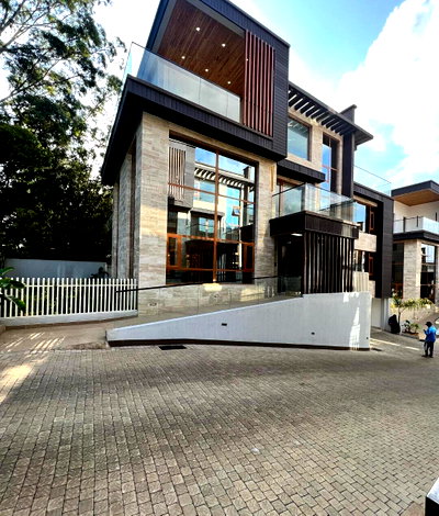 6-Ensuite Villa with Elevator & Rooftop Terrace - Lavington