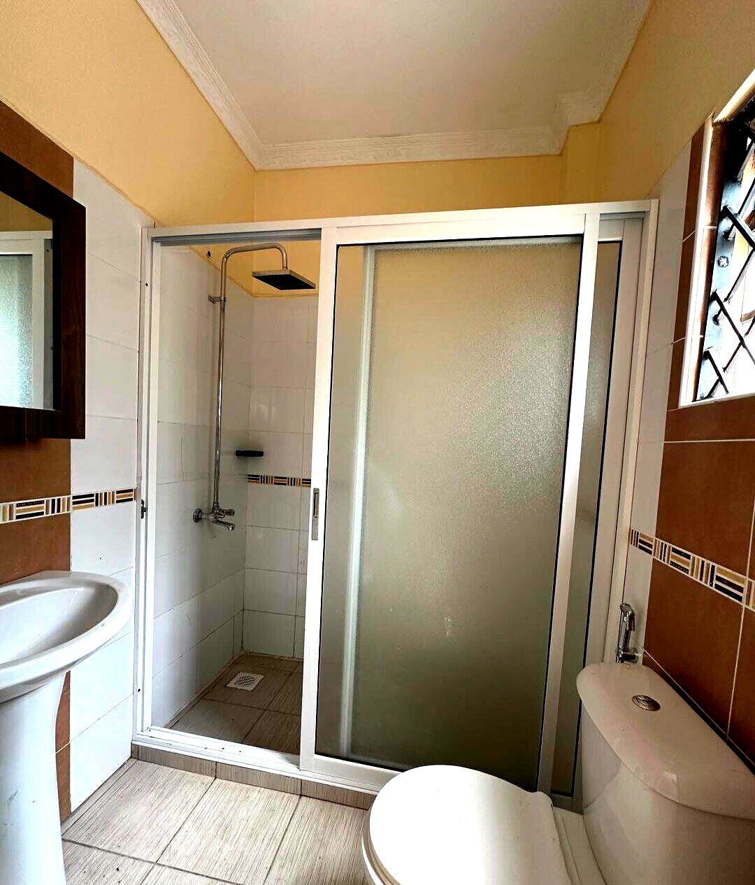 4BR Townhouse with DSQ & Solar Heating - Syokimau, Mombasa Rd