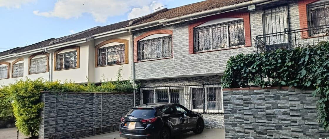 Newly Renovated 6-Bed Townhouse Near Westgate & Sarit - Westlands