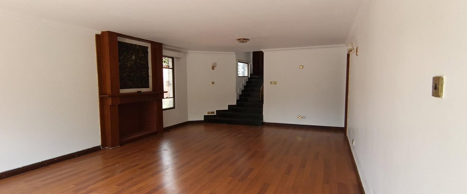 1-Acre 6BR Haven at KSh 750K