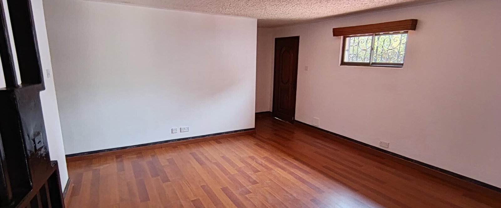 1-Acre 6BR Haven at KSh 750K