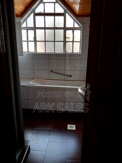 4bdrm Maisonette in Redhill Villa, Ndenderu for sale - Image 6