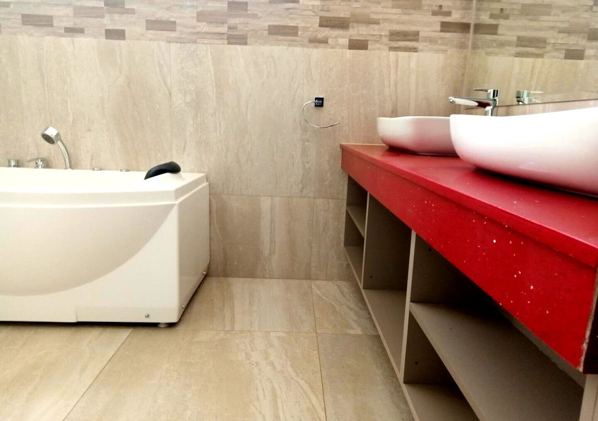 4BR Townhouse with Cinema, Jacuzzi & DSQs – Kyuna, Nairobi