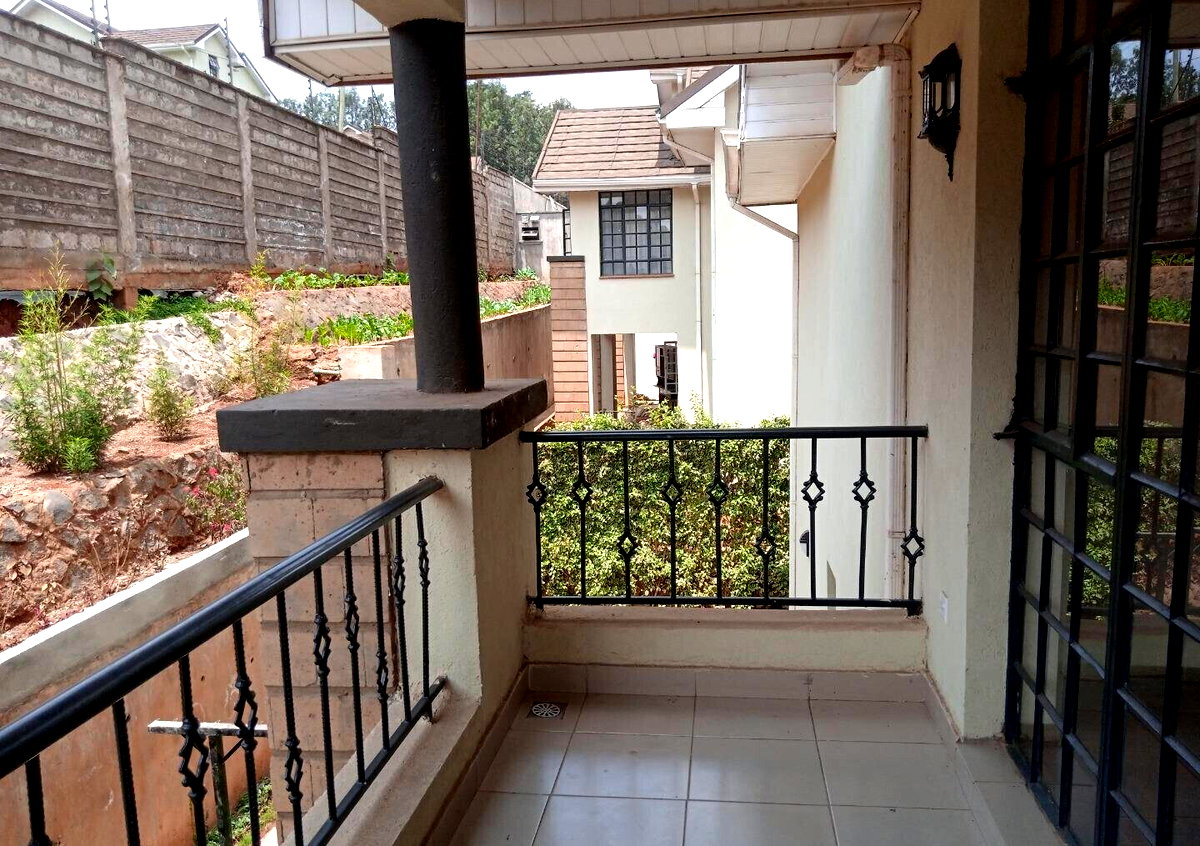 Brand New 4BR En-Suite Townhouse with Study & Fireplace - Kitisuru