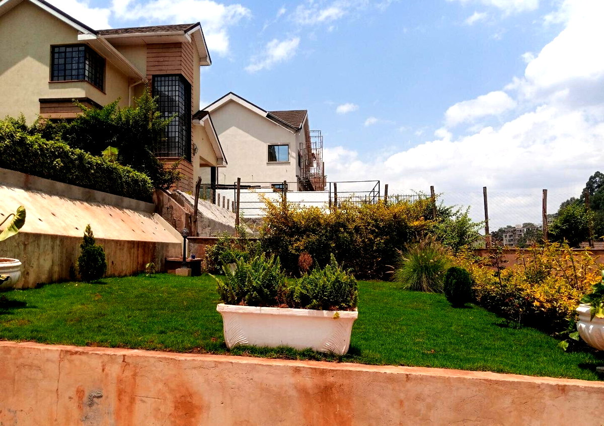 Brand New 4BR En-Suite Townhouse with Study & Fireplace - Kitisuru