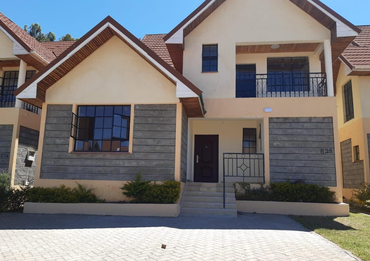 3BR Townhouse in 45-Unit Gated Community with Pool - Ngong