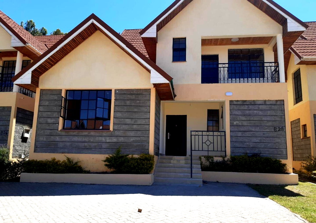3BR Townhouse in 45-Unit Gated Community with Pool - Ngong