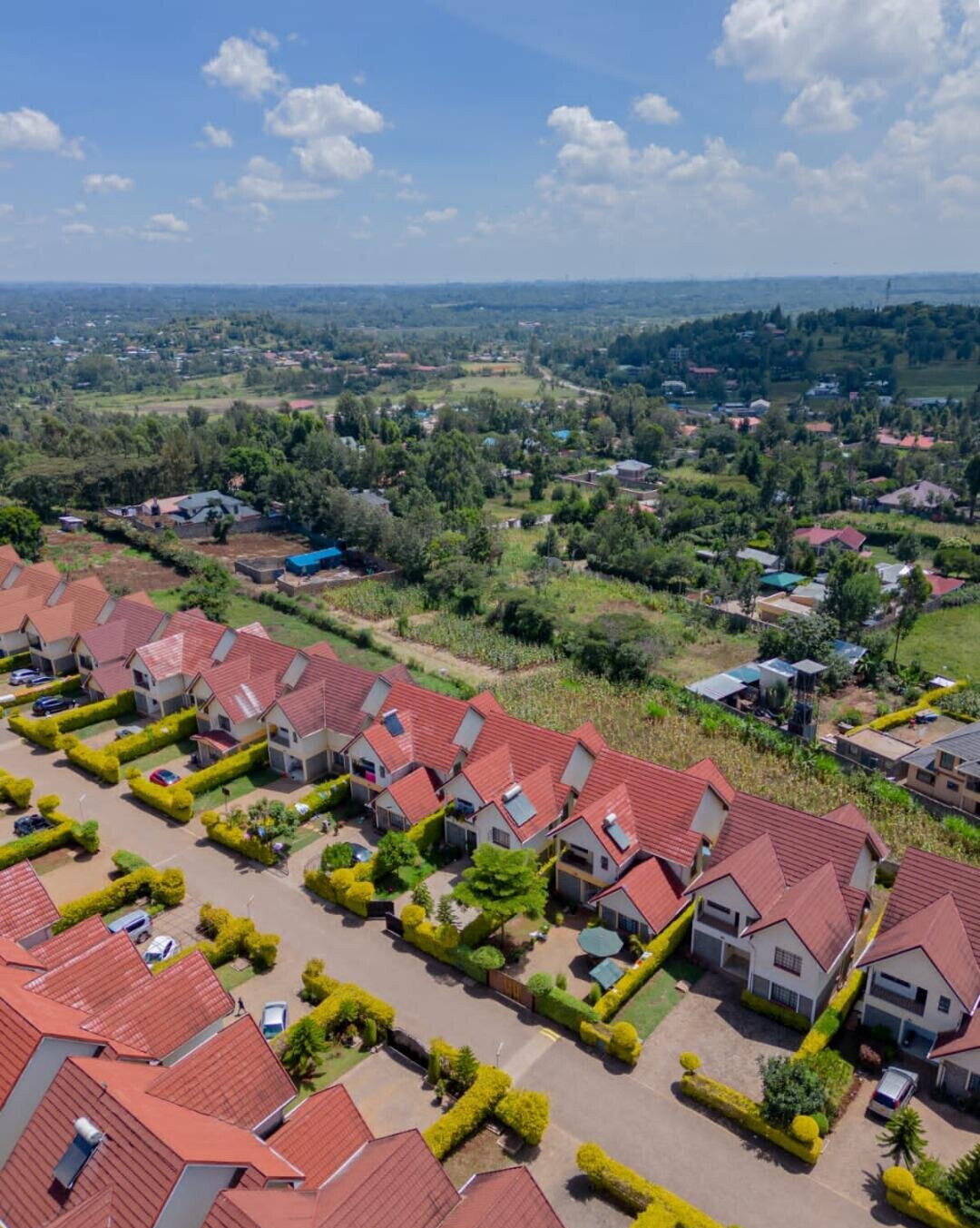 3BR Townhouse in 45-Unit Gated Community with Pool - Ngong