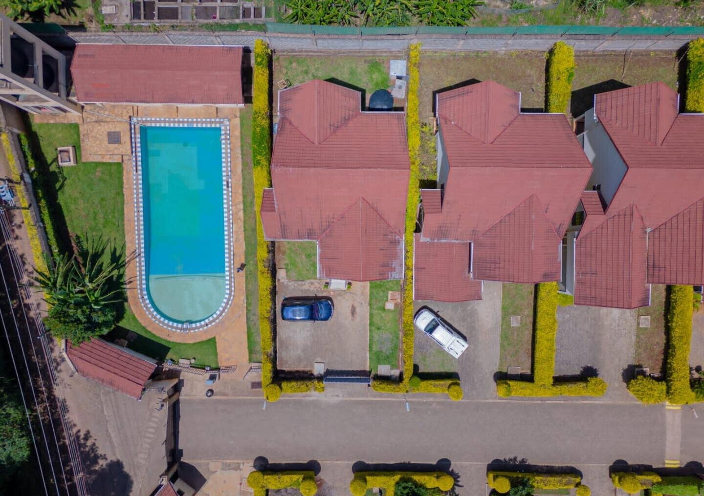 3BR Townhouse in 45-Unit Gated Community with Pool - Ngong