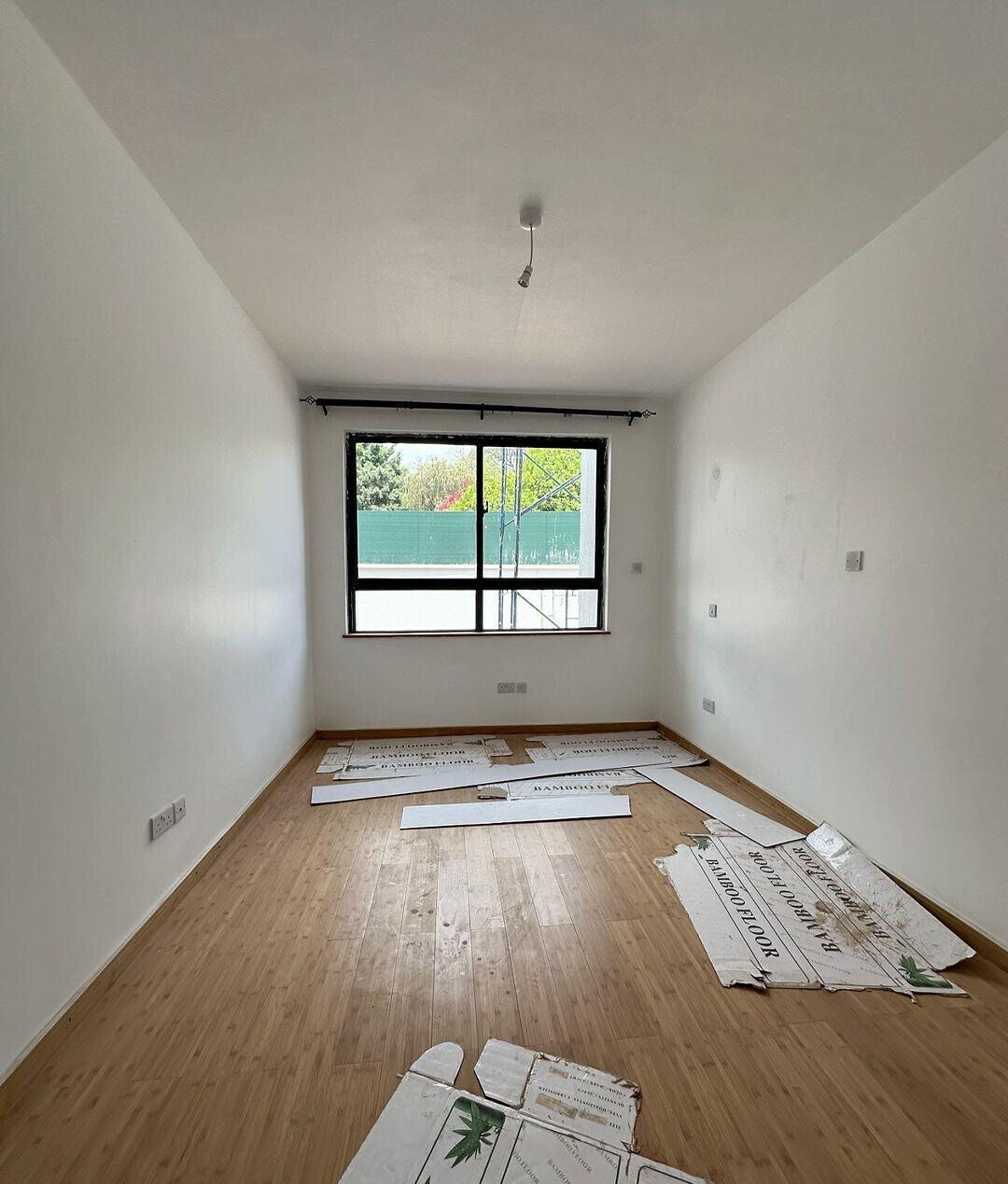 Gated 5-Villa Estate with Smart Locks & Solar - Lavington