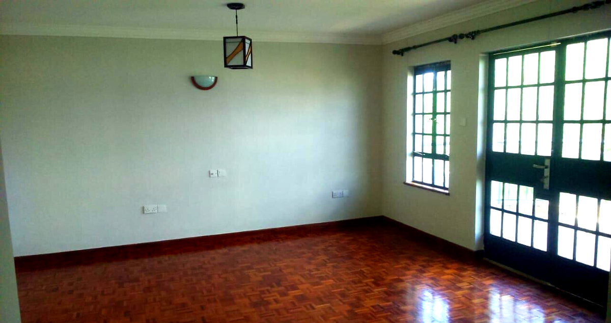 Half-Acre 4BR Townhouse with Private Garden - Runda Mumwe