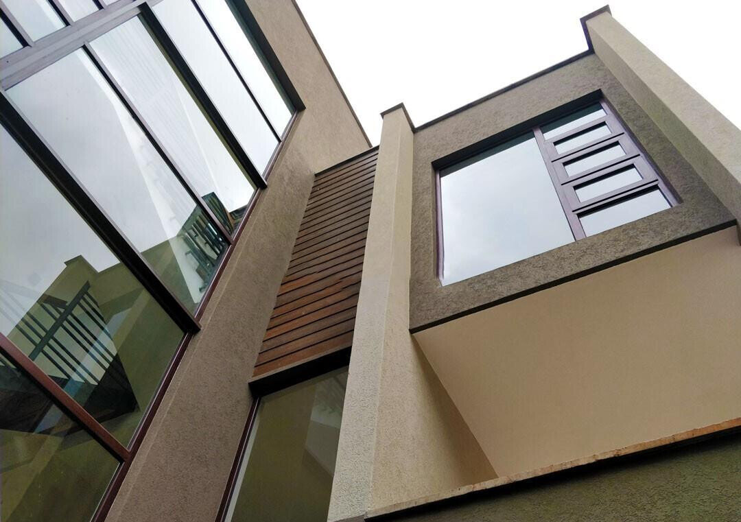 Brand-New 4-Ensuite Townhouse with Fireplace & DSQ - Lavington