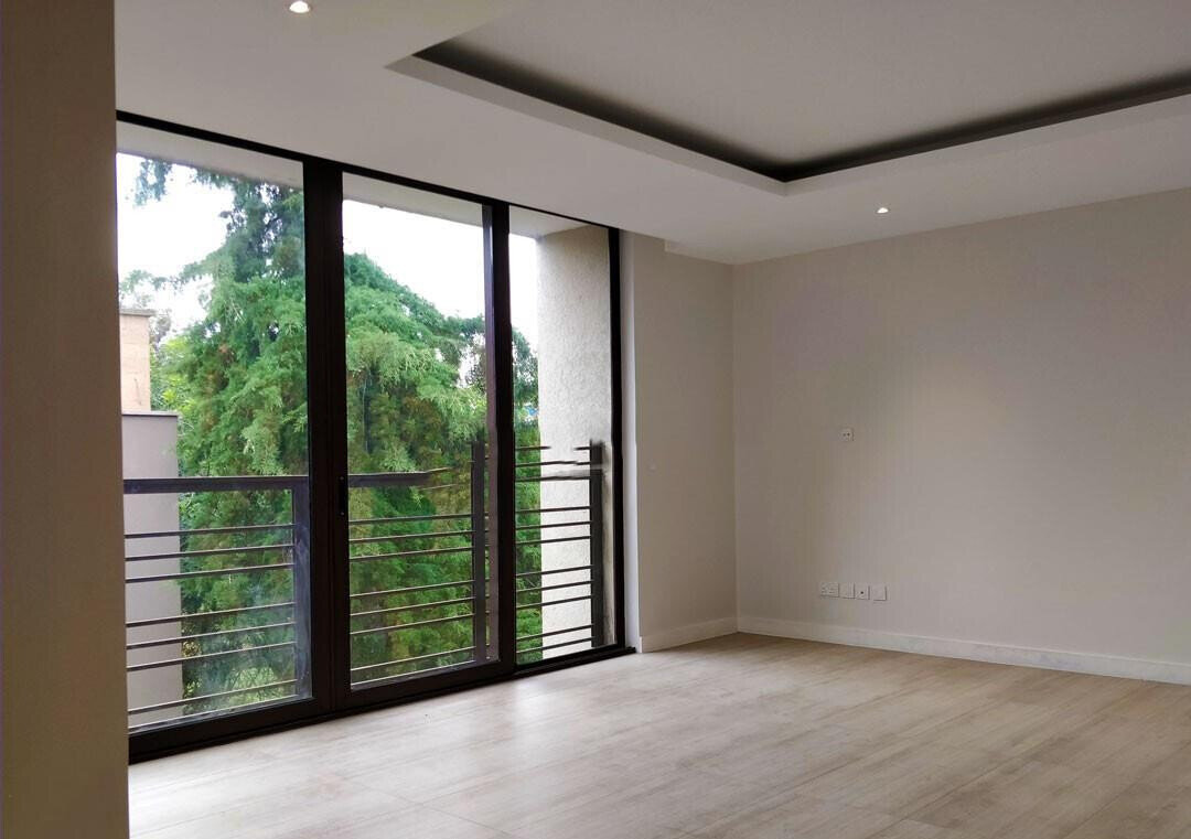 Brand-New 4-Ensuite Townhouse with Fireplace & DSQ - Lavington