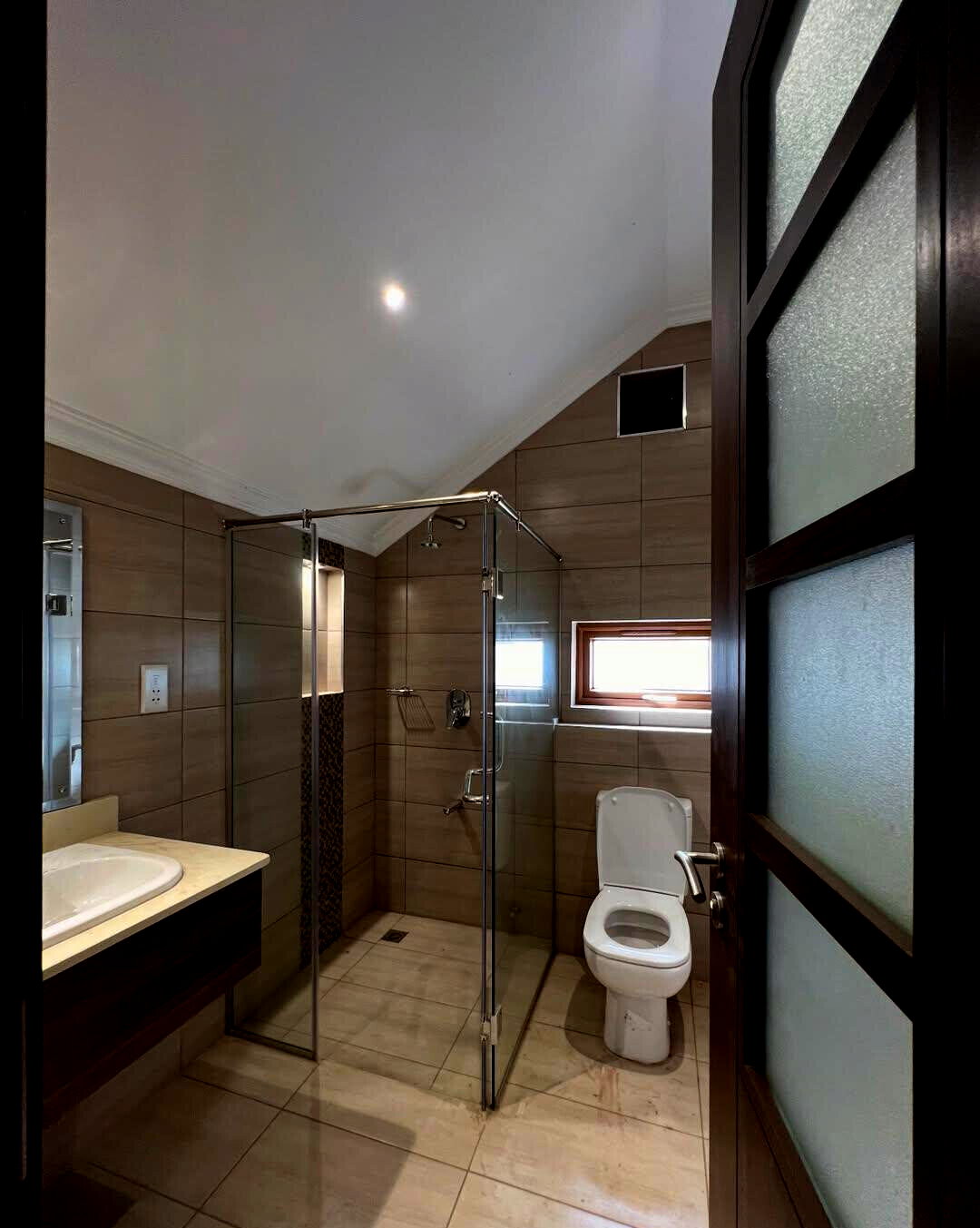 Homely 5-Ensuite Townhouse with Backup Generator - Lavington