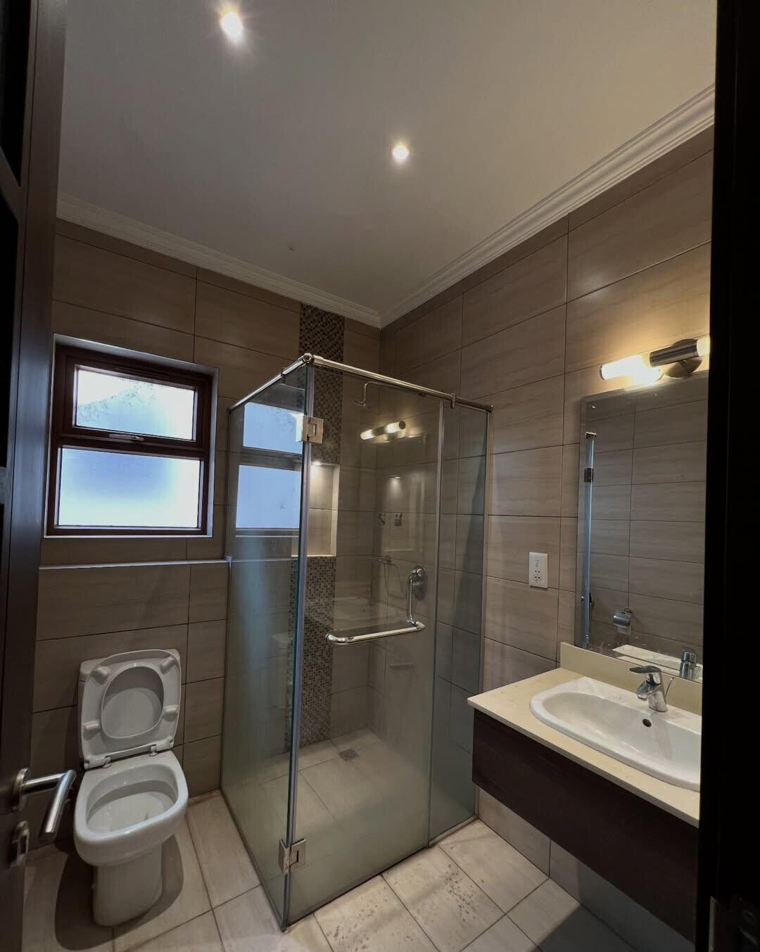 Homely 5-Ensuite Townhouse with Backup Generator - Lavington