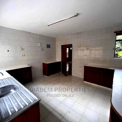 4bdrm Townhouse / Terrace in Lavington for Rent - Image 7