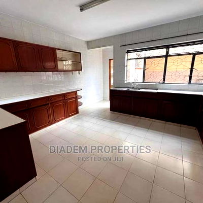 4bdrm Townhouse / Terrace in Lavington for Rent - Image 5