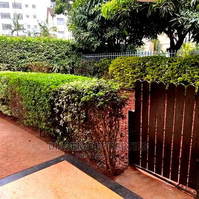 4bdrm Townhouse / Terrace in Lavington for Rent - Image 8