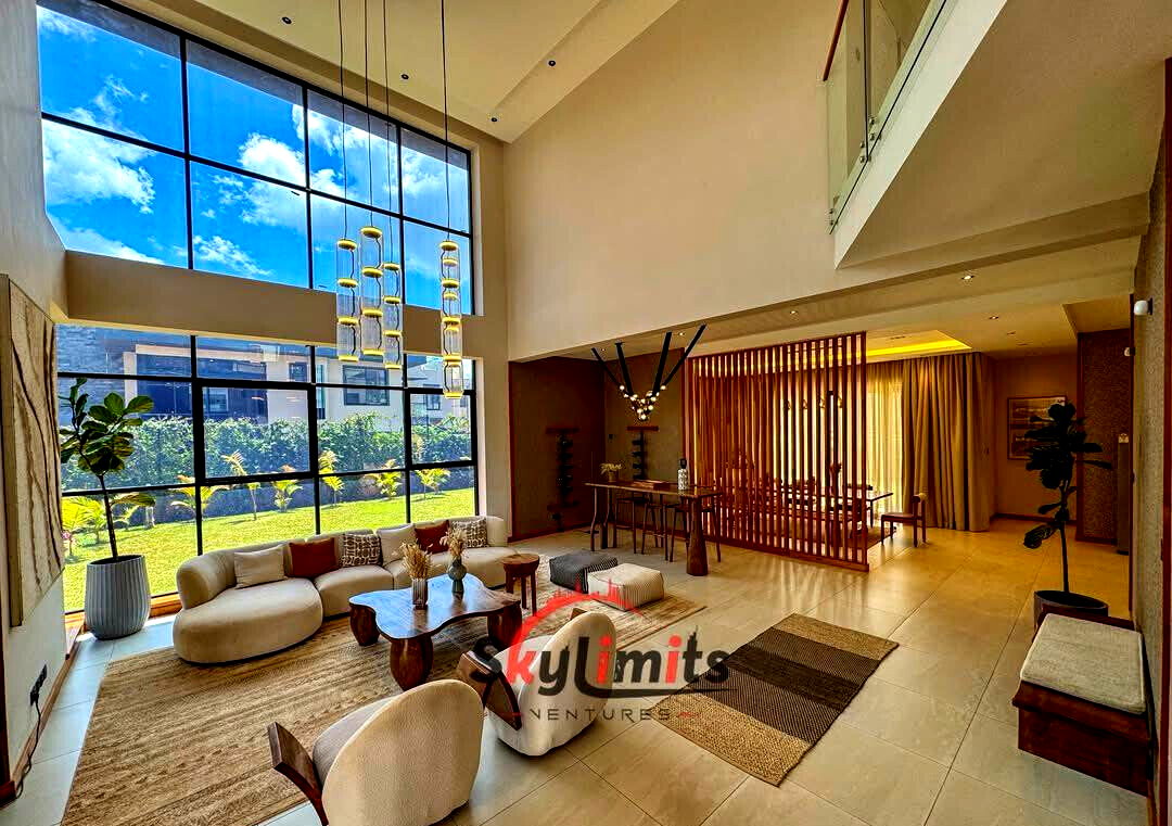 Luxury 4BR Villa with Garden