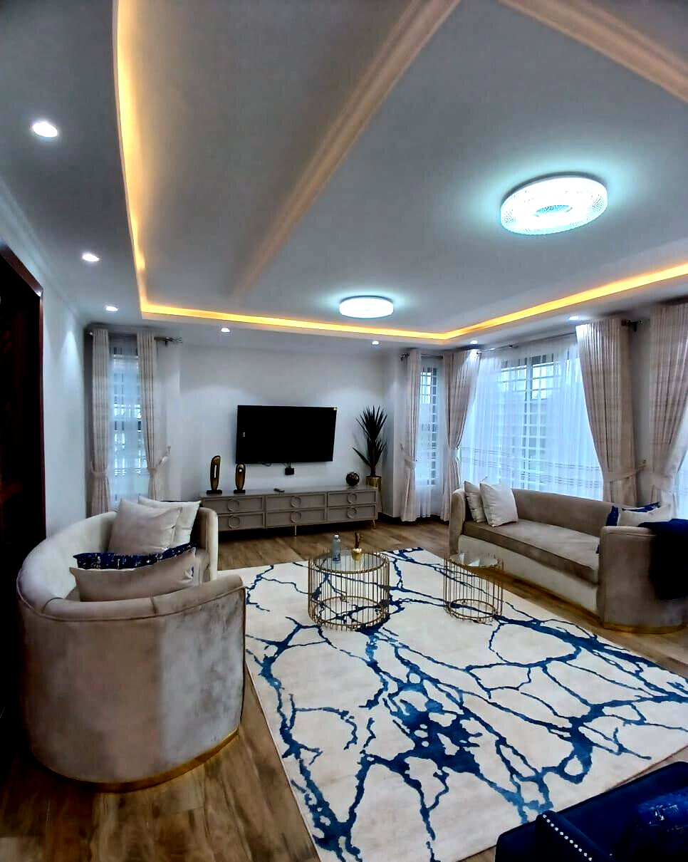 Quarter-Acre 4BR All-Ensuite Townhouse with Private Garden - Runda