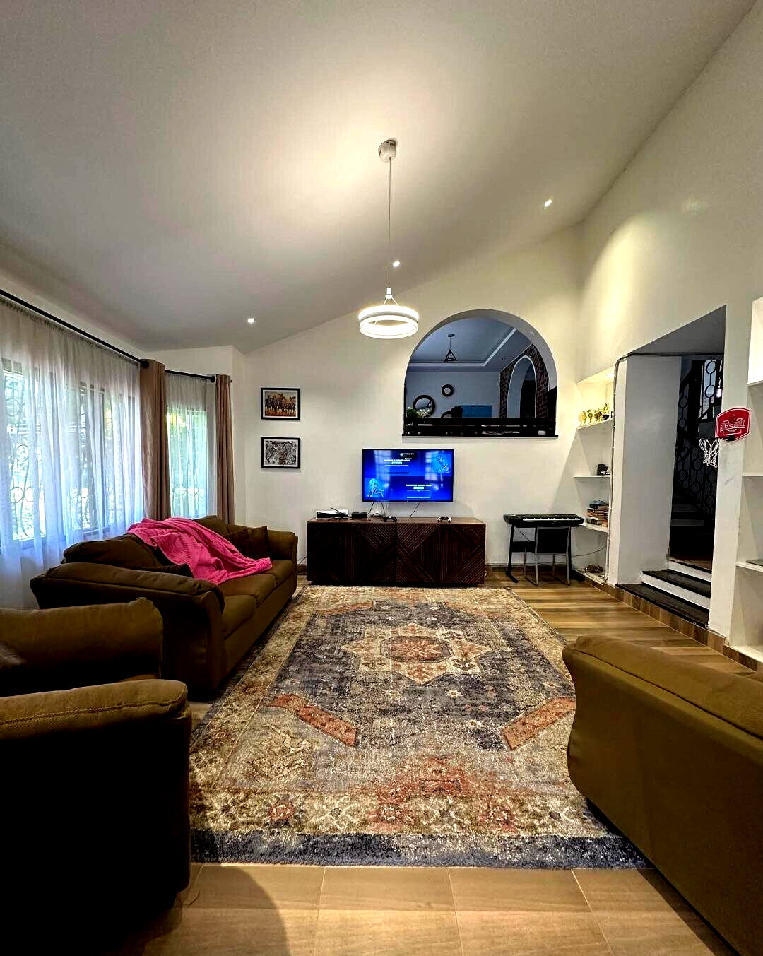 4BR Townhouse with Solar Heating & Lush Gardens - Kilimani