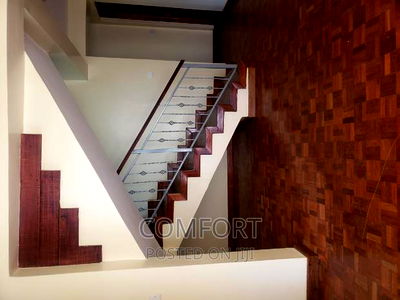 5bdrm Townhouse / Terrace in Lavingtongreen for rent - Image 8