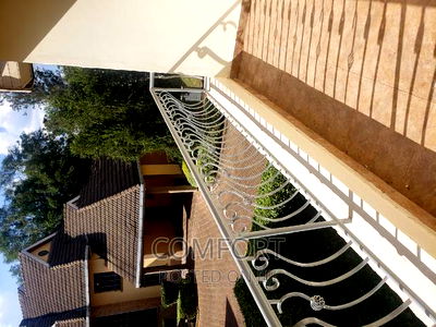 5bdrm Townhouse / Terrace in Lavingtongreen for rent - Image 15