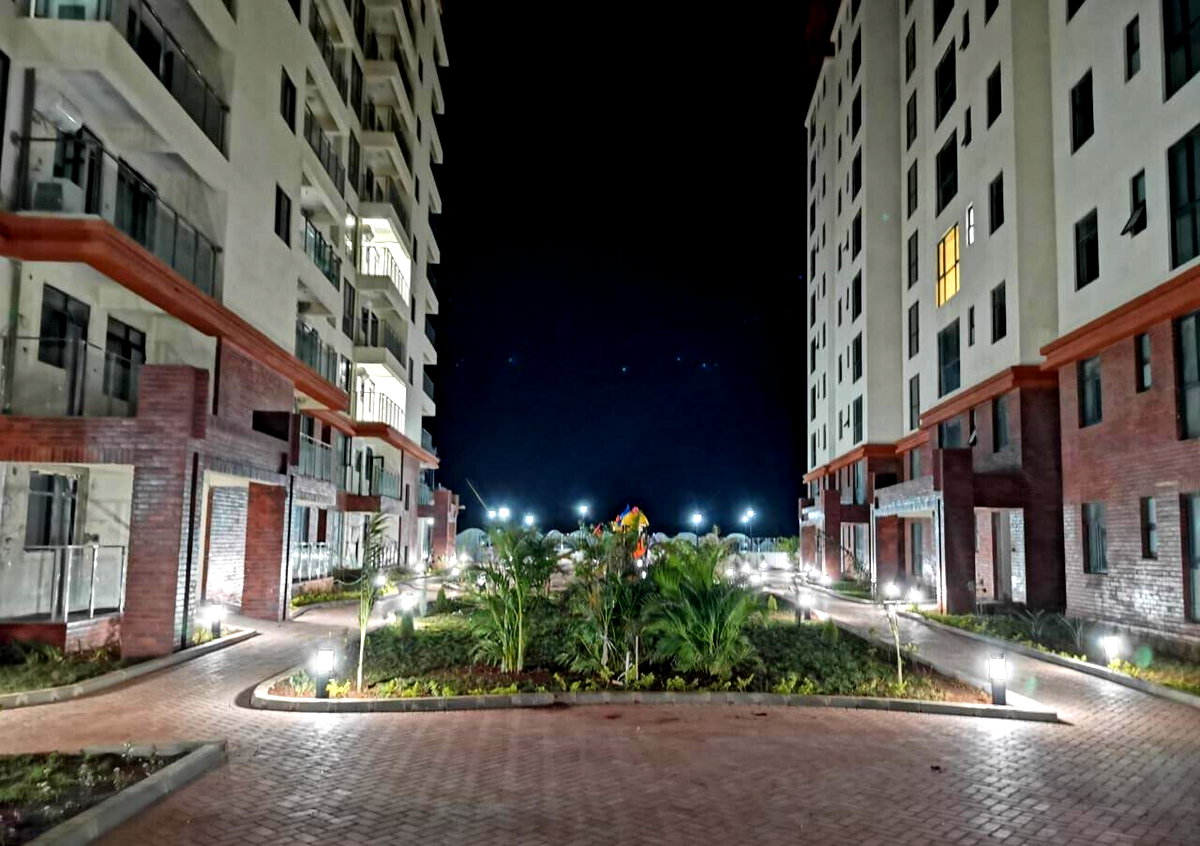 3BR Apartment with Pool & Gym in 13-Floor Block - Syokimau