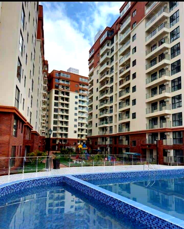 3BR Apartment with Pool & Gym in 13-Floor Block - Syokimau