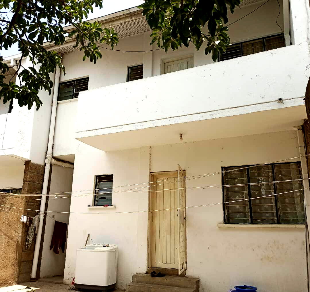 3BR Maisonette with Guest Wing & Wooden Floors - South B