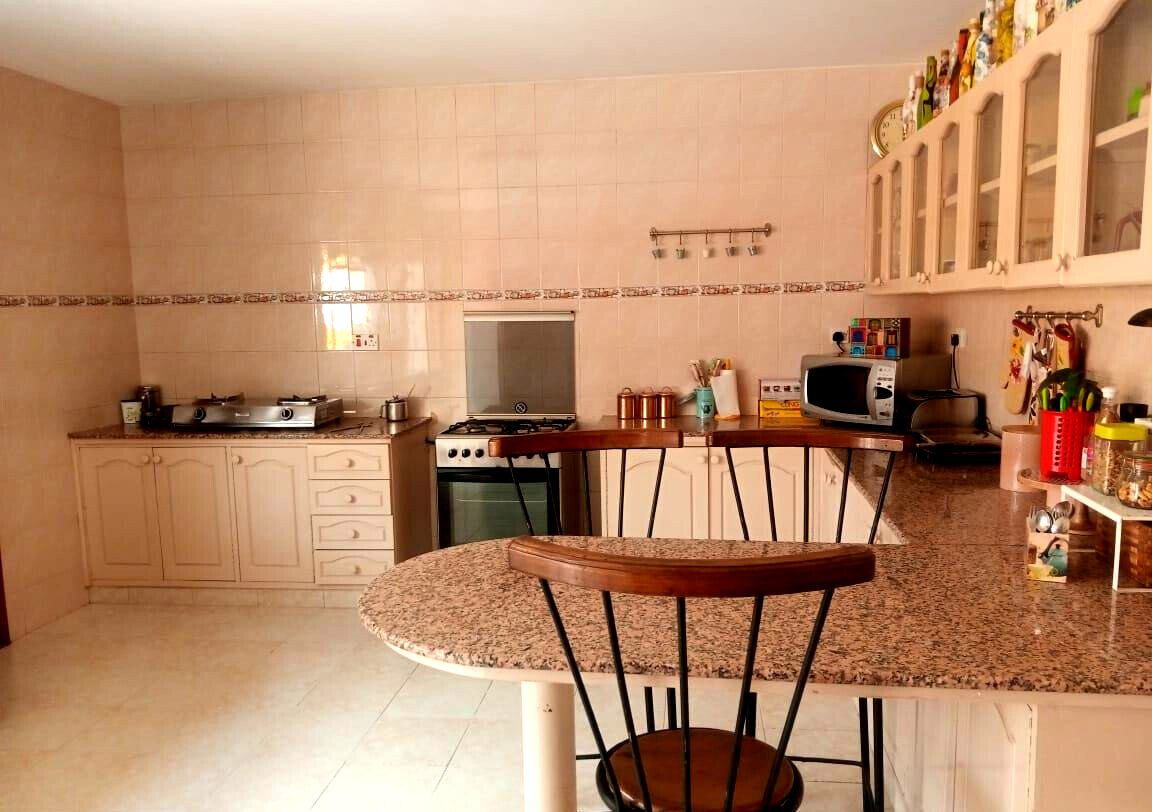 4-Ensuite Townhouse with Pool & Servant Quarter - Spring Valley